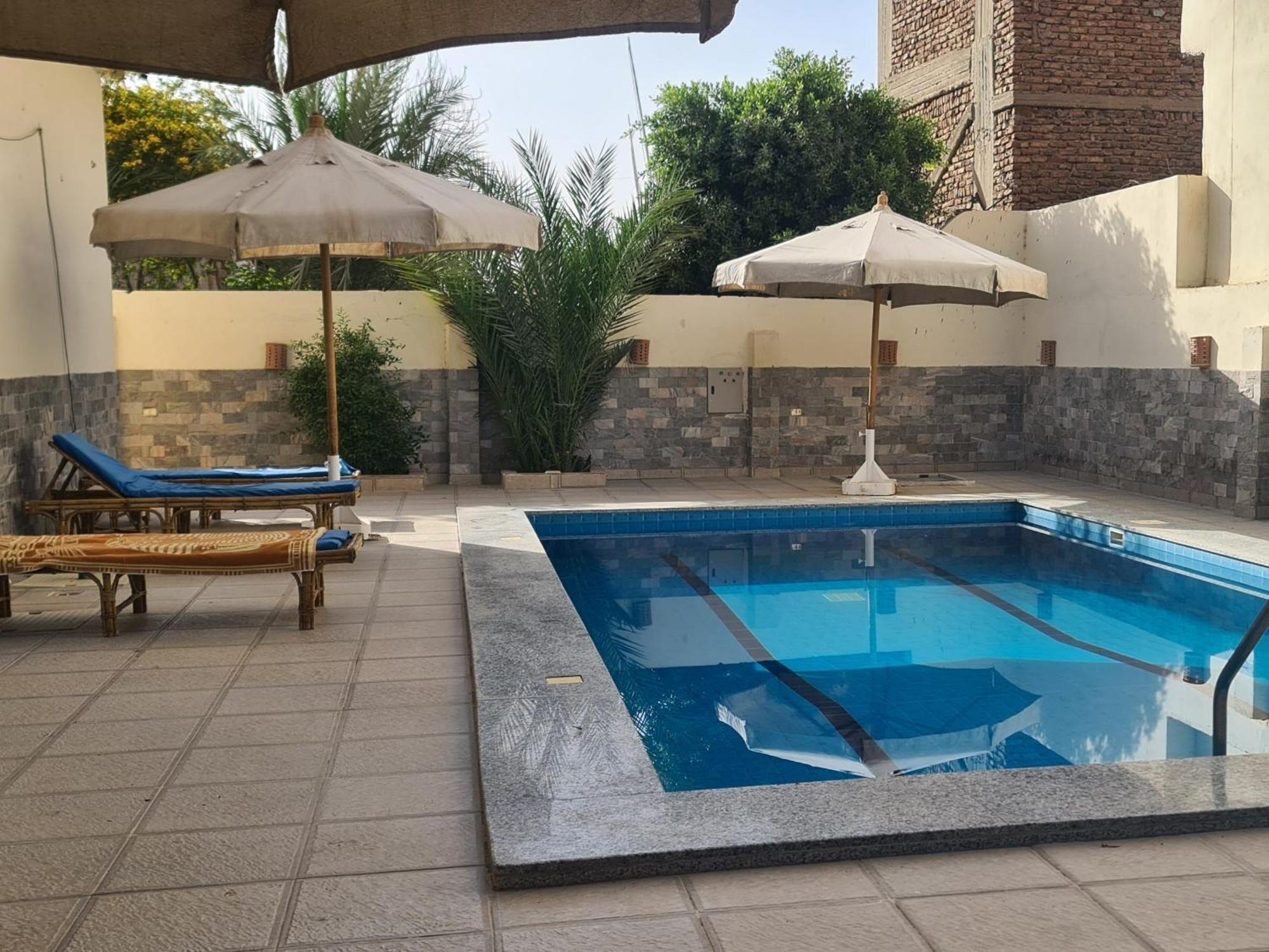 Senmut Luxor Hotel Zimmer foto